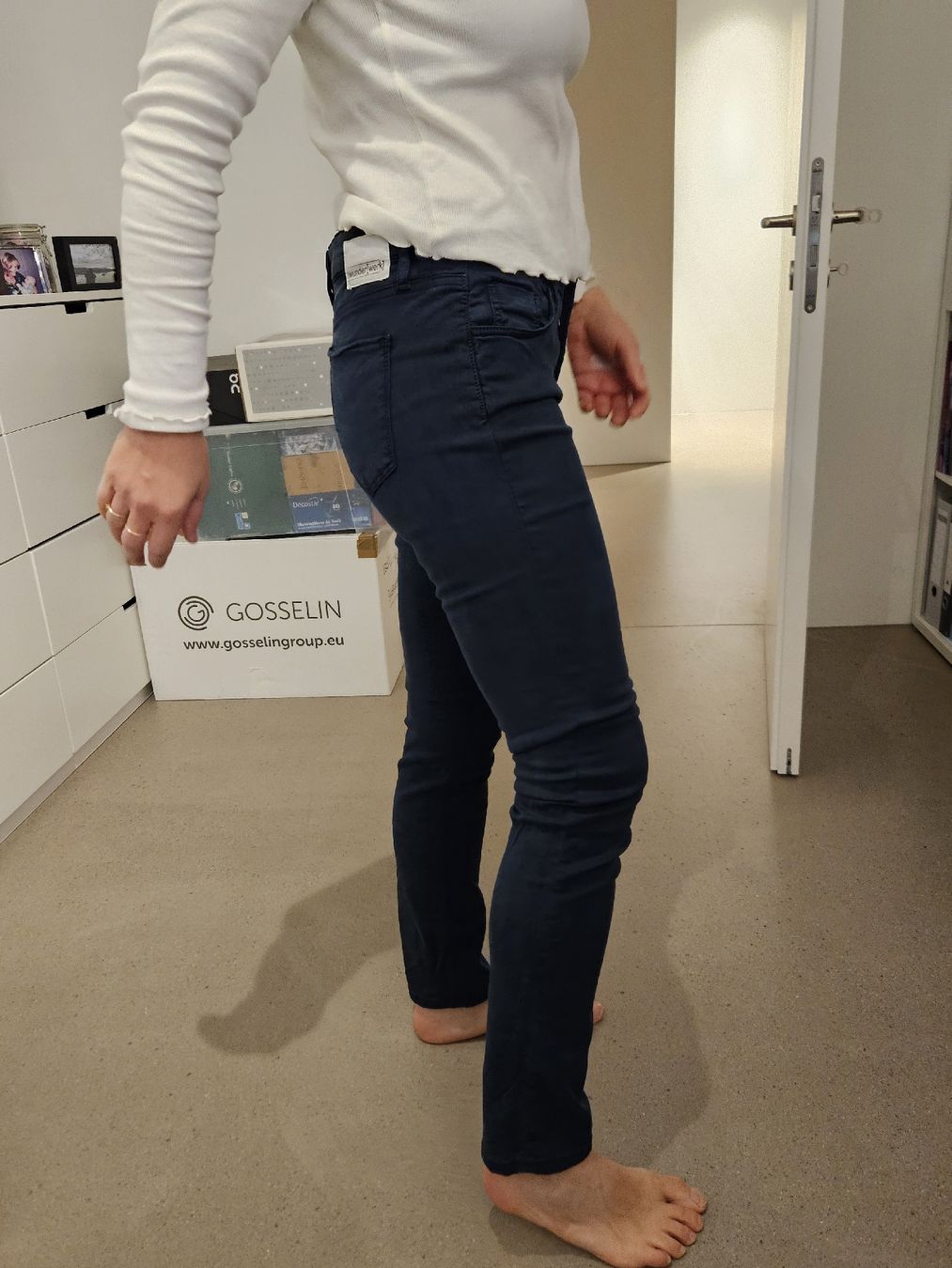 Pantaloni: Wunderwerk "Josy" High Flex pants, navy Blue, Size 29 – Usato da Thalwil venduto da Sarah_Van_Nevel 3