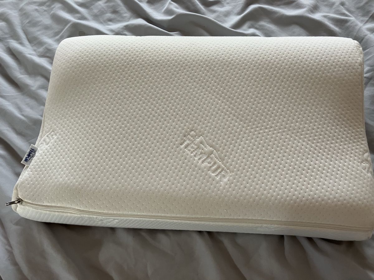 Tempur Cuscini: Oreiller ergonomique Tempur blanc – Nuovo (secondo la descrizione) da Bex venduto da man_6gxz