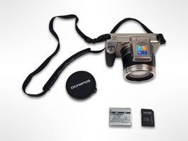 Olympus SP-800UZ 14MP