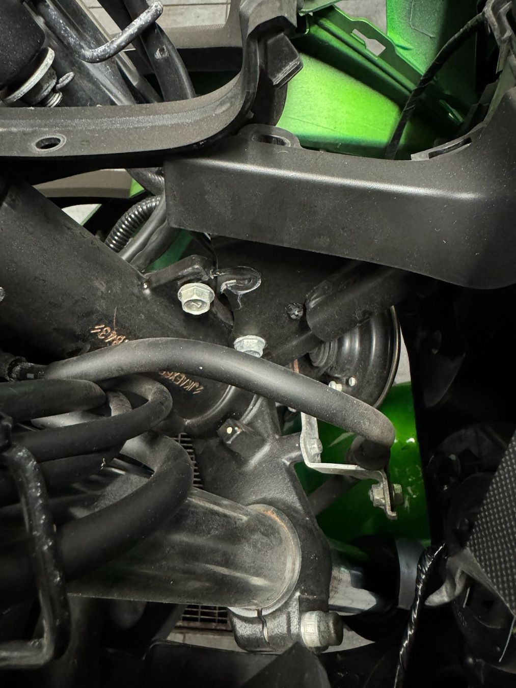 Kawasaki Strada: Kawasaki ER-6F Unfallfahrzeug – Difettoso da Elgg venduto da Roger04011970 8