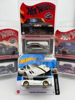 Hot Wheels 17 Pagani Huayra Roadster - 2023 - 13/250