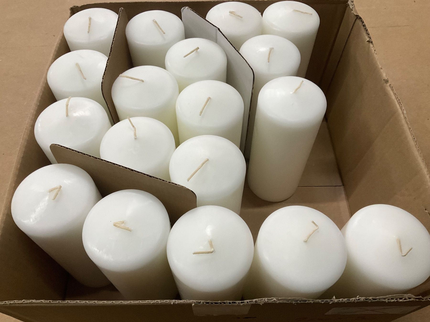 Kerzen: 835 Posten Kerzen Rohlinge aus Liquidation – Neu (gemäss Beschreibung) aus Derendingen von Meisterstuecke