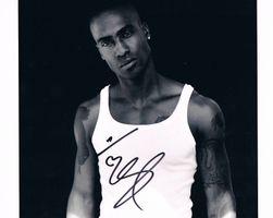 BLUE - Simon Webbe 1978- Autogramm signiert Foto 20x27cm