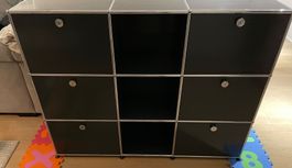 USM Regal mit 9 Regalen (6 abschliessbar) Anthrazit