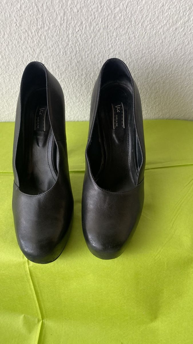 Damenschuhe: 👠VIC stylischer Lederpumps 👠Gr. 38,5 – Gebraucht aus Pfäffikon SZ von Anita8808 1