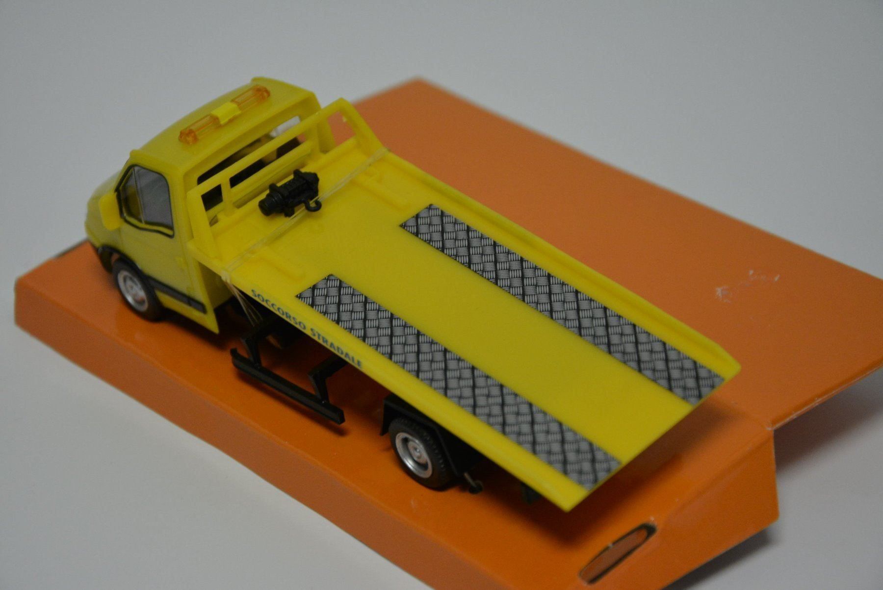 Iveco Modellautos: Iveco Soccorso Stradale , Mondo M. 1:43 – Neu und originalverpackt aus Goldach von Feivel9 3