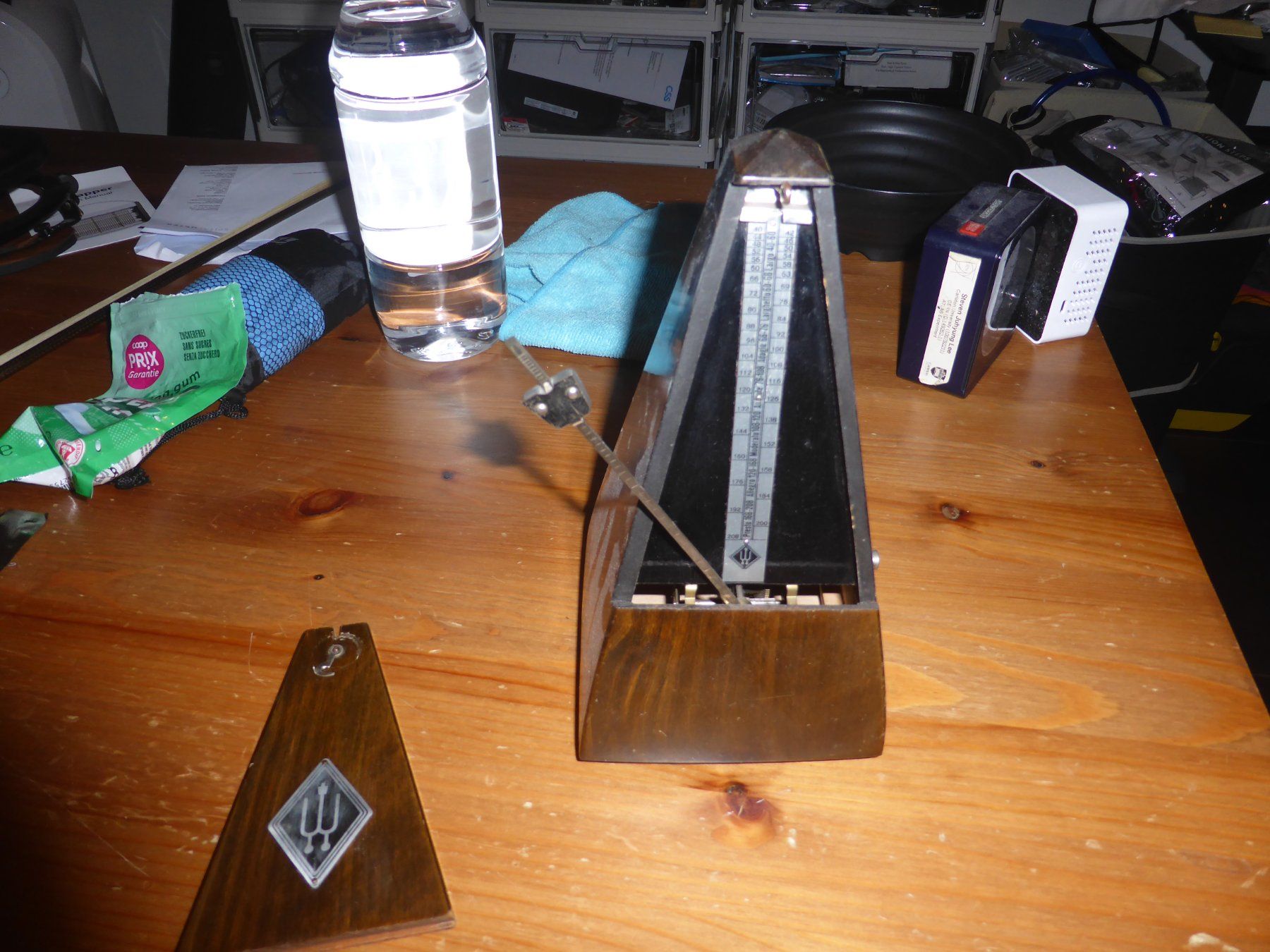 Strumenti musicali: Antique Metronome – Usato da Bertschikon (Gossau, ZH) venduto da SJLPHI 3