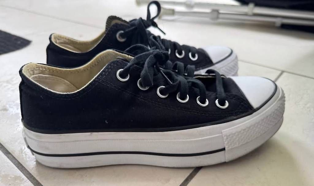 Chaussures hommes: CONVERSE ALL STAR (schwarz) - Grösse 37 – D'occasion à Cham par Kaylua 1