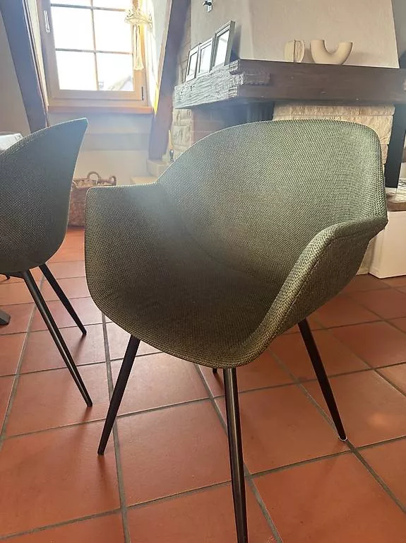Stühle: Stuhl – Gebraucht aus Maur von Lirodrigues 2