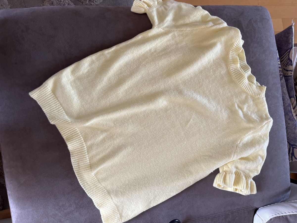 Maglioni & Felpe: Joli pull léger manches courtes jaune citron taille M  – Nuovo (secondo la descrizione) da Genève venduto da Libellule477 4