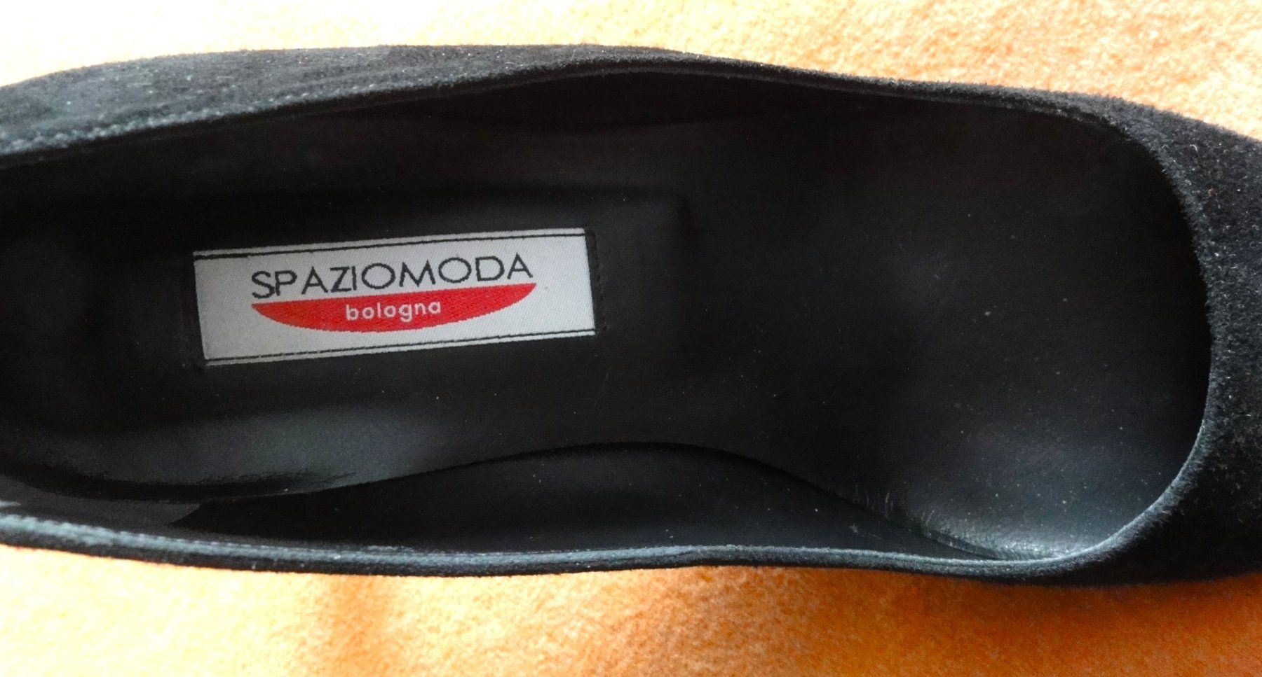 Scarpe da donna: Echtleder Pumps, schwarz, GR 37 – Usato da Samedan venduto da chickenrun01 3