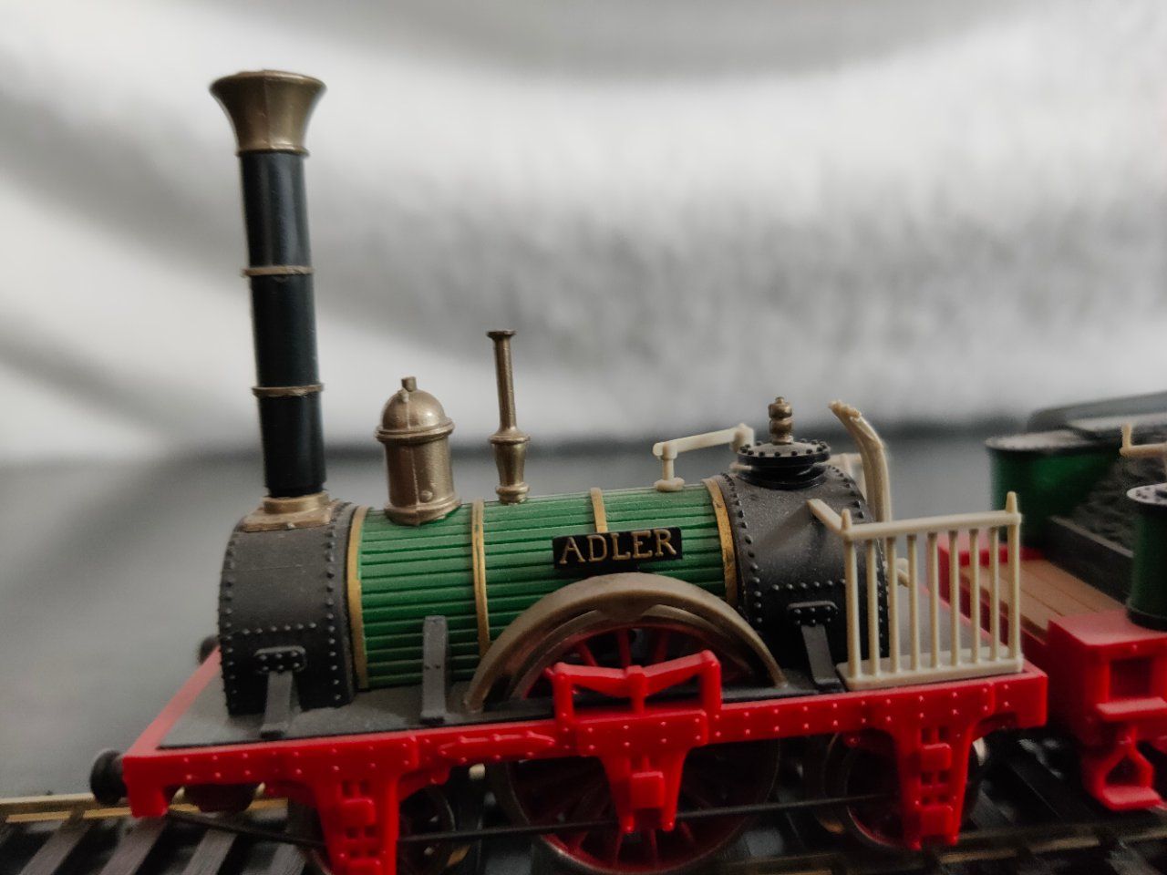 Trix Modelleisenbahnen: Adler Spur H0 Marke Trix – Defekt aus Lalden von Peschere 4
