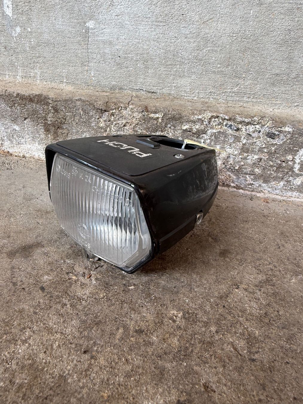 Puch Parti ricambio per ciclomotori: Puch Maxi Lampe Eckig Schwarz – Usato da Fahrni b. Thun venduto da berger_tuning34 3