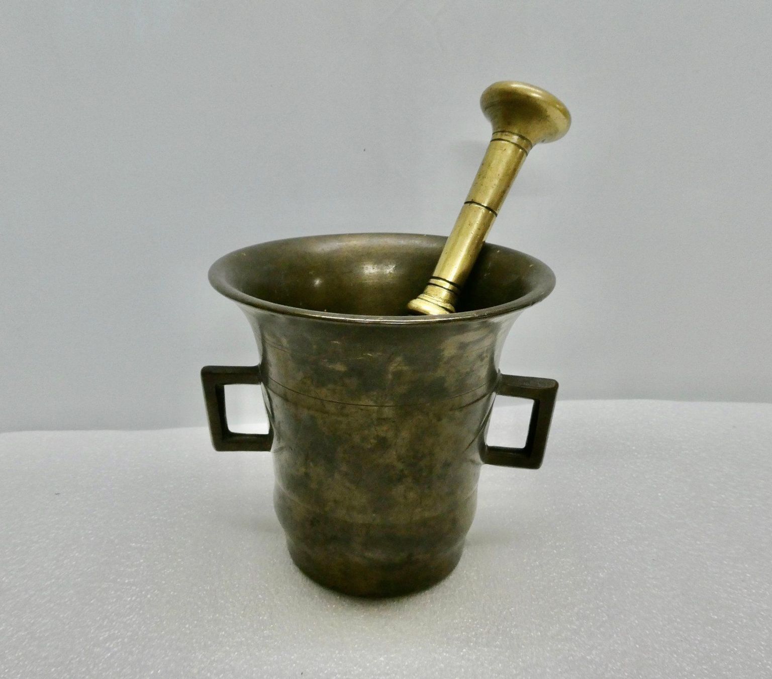 Sonstiges für das Kochen & Backen: Mörser mit Stössel Bronze – Gebraucht aus Lüchingen von Eeizo