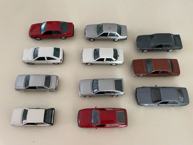 Gama Modellini d'auto: lot voitures GAMA – Usato da Ursy venduto da DK8