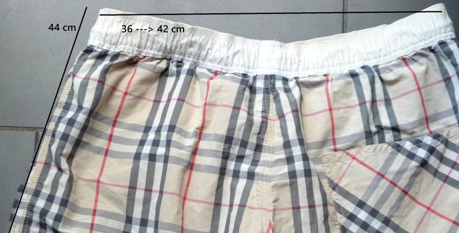 Burberry Pantaloni: Skorts Burberry 164 cm – Nuovo (secondo la descrizione) da Collonges venduto da arashee 3