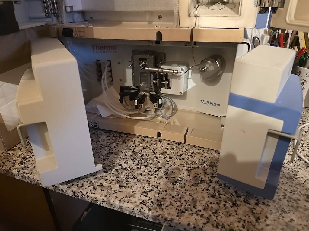 Thermo Fisher Scientific Tutte le macchine: Thermo Fischer Accela UHPLC – Usato da Brislach venduto da mst_m2vk 2