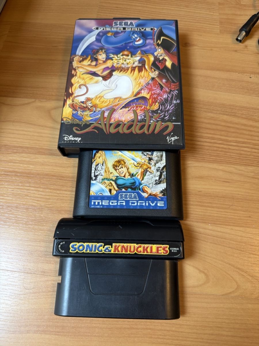 Sega Consoles: Sega Mega Drive l Komsole mit Spielen – D'occasion à Henau par Lenko01 1