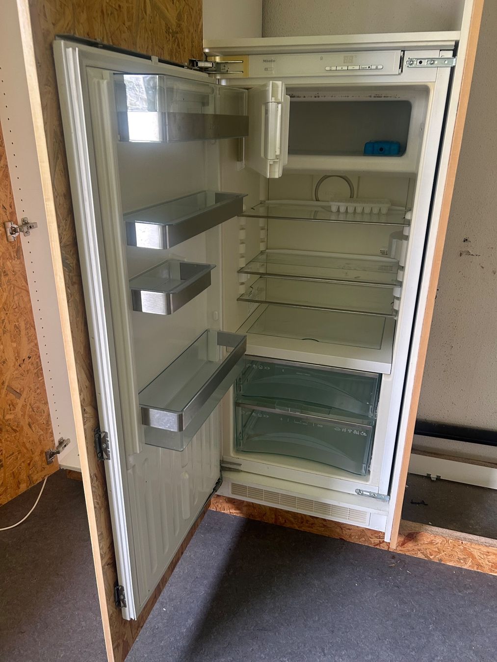 Miele Frigoriferi: Kühlschrank mit Schrank – Usato da Zürich venduto da Tm7