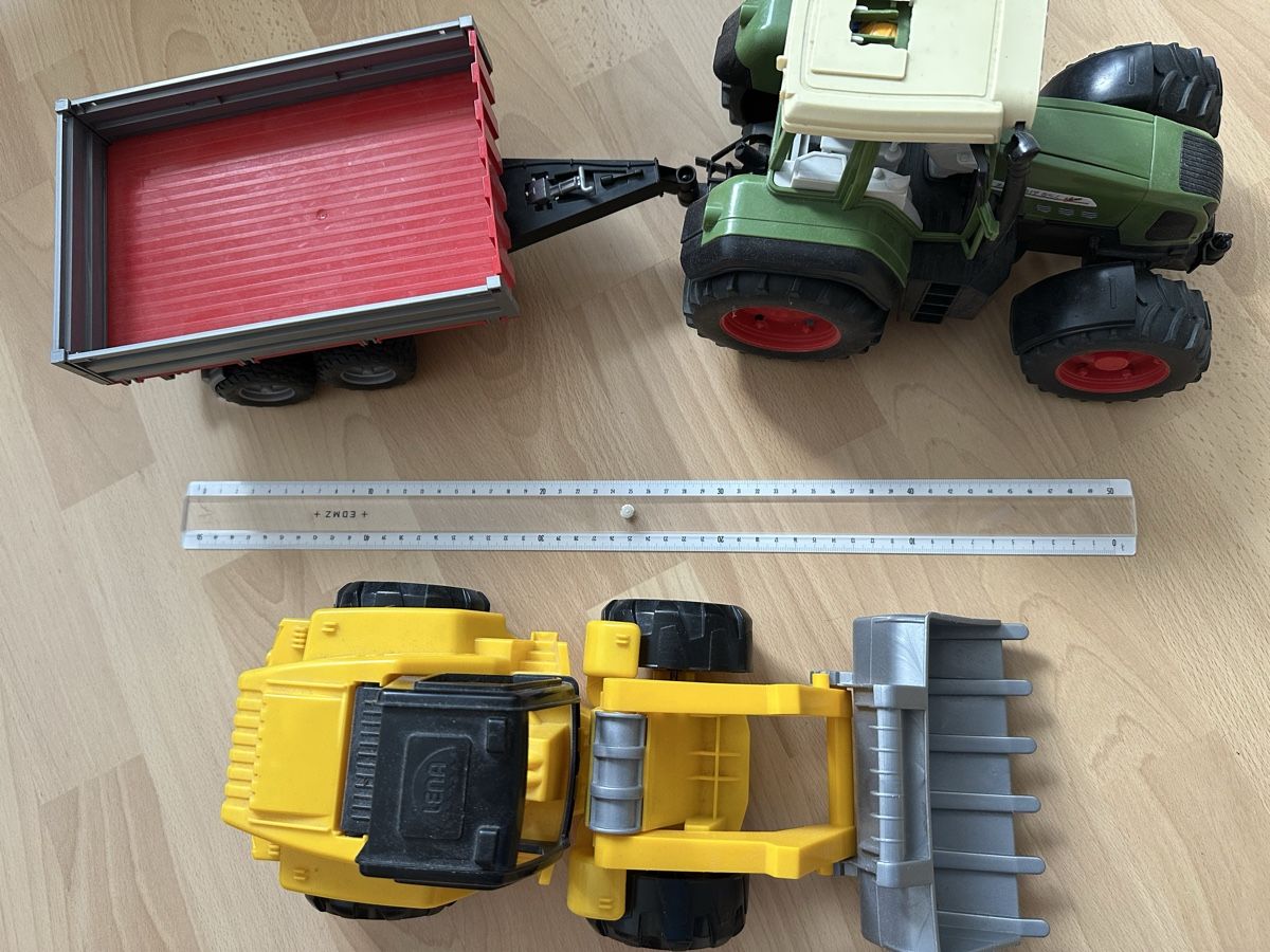 Kits de montage: Traktor mit Anhänger  – D'occasion à Oberengstringen par Affeier0