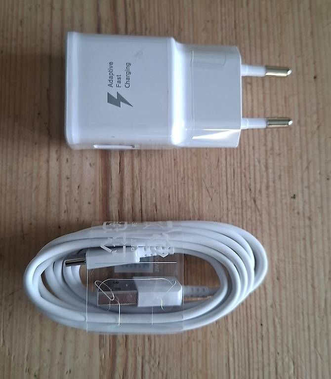 Telefoni cellulari / Smartphones: Handy, Smartfone, Natel, Samsung Galaxy A51 – Usato da Bernhardzell venduto da quellen7 3