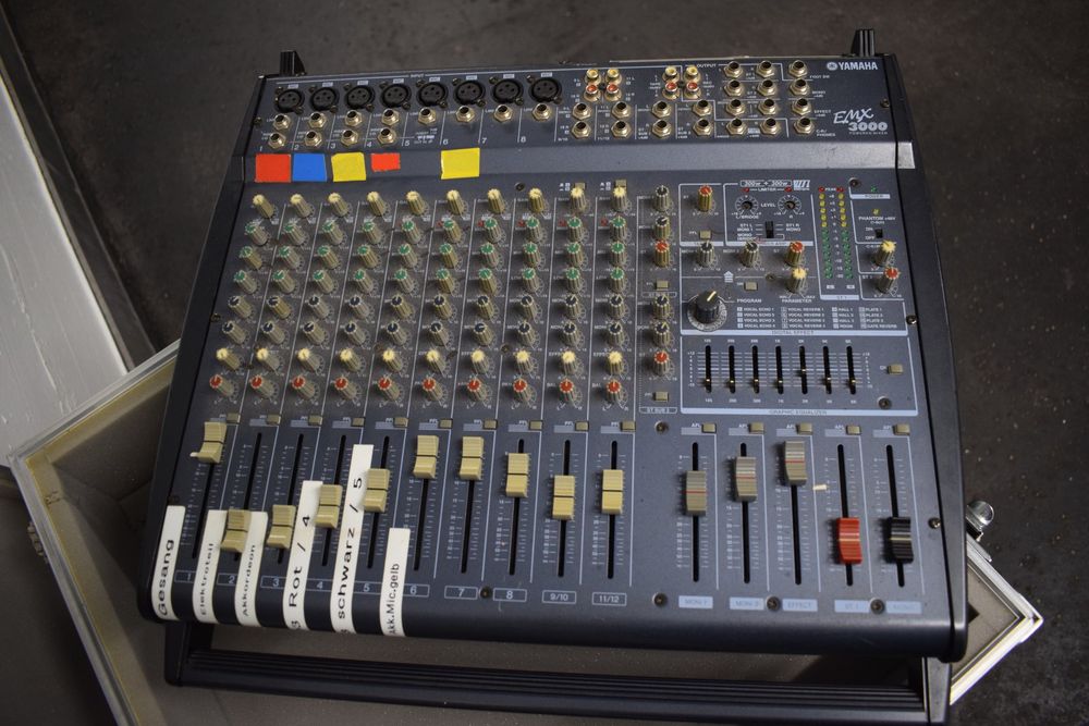 Yamaha EMX 3000 Powered Mixer mit Alu Case Kaufen auf Ricardo