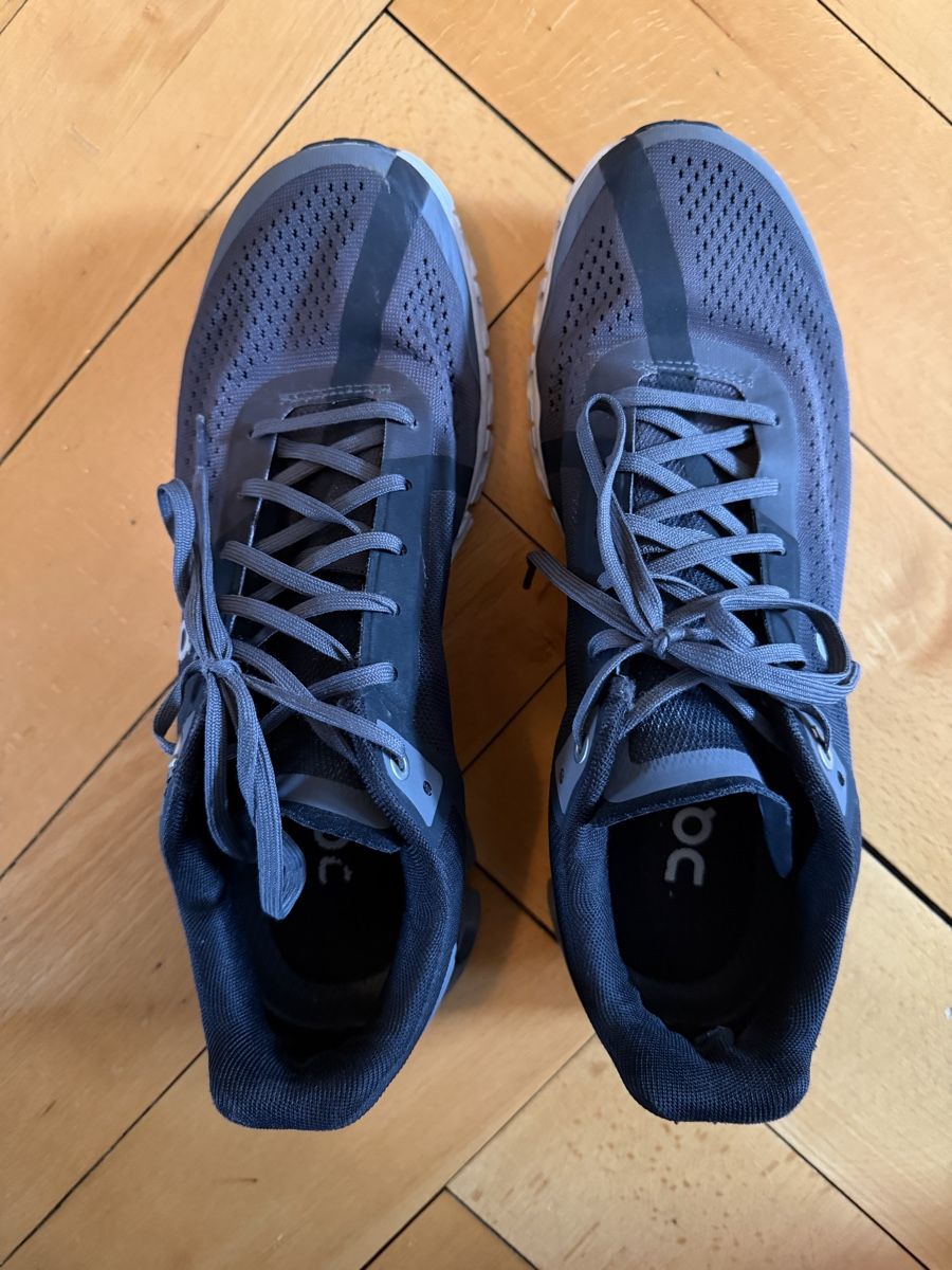 On Scarpe da uomo: ON-Turnschuhe – Usato da St.Gallen venduto da domiii