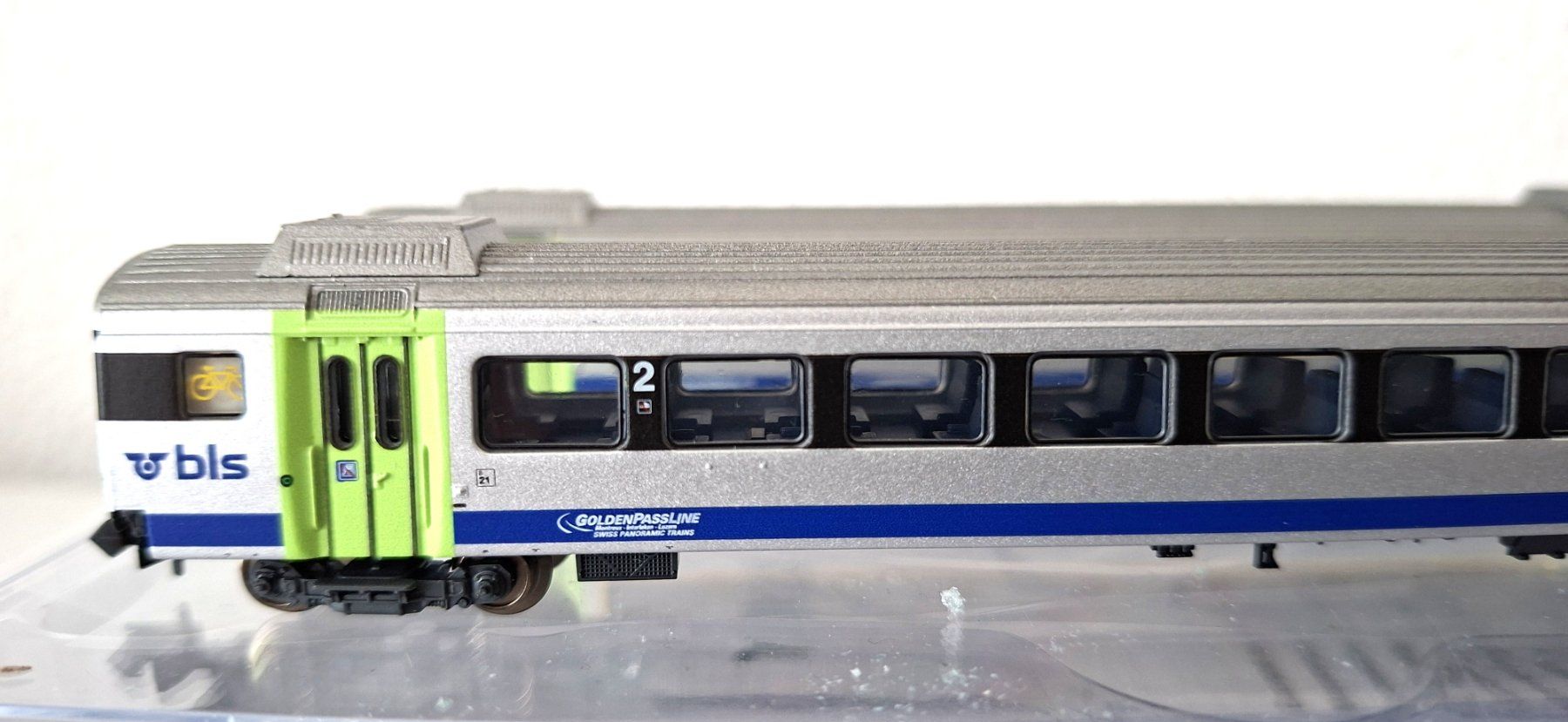 Trix Modellini di ferrovie: Minitrix 2 teiliges SET " Goldenpassline " BLS 18294 – Nuovo e nell'imballaggio originale da Biberist venduto da Ntrains 4