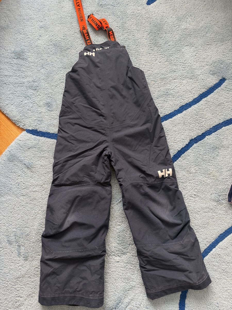 Roxy Kleiderpakete & -sets: Ensemble de ski Roxy+Helly Hansen fille, taille 6 ans – Gebraucht aus Vevey von dariodantonio 5