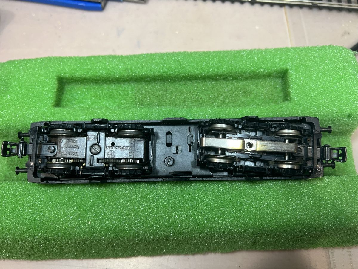 Märklin Modellini di ferrovie: Märklin Lok ÖBB 4102 – Usato da Dübendorf venduto da Troggy 4