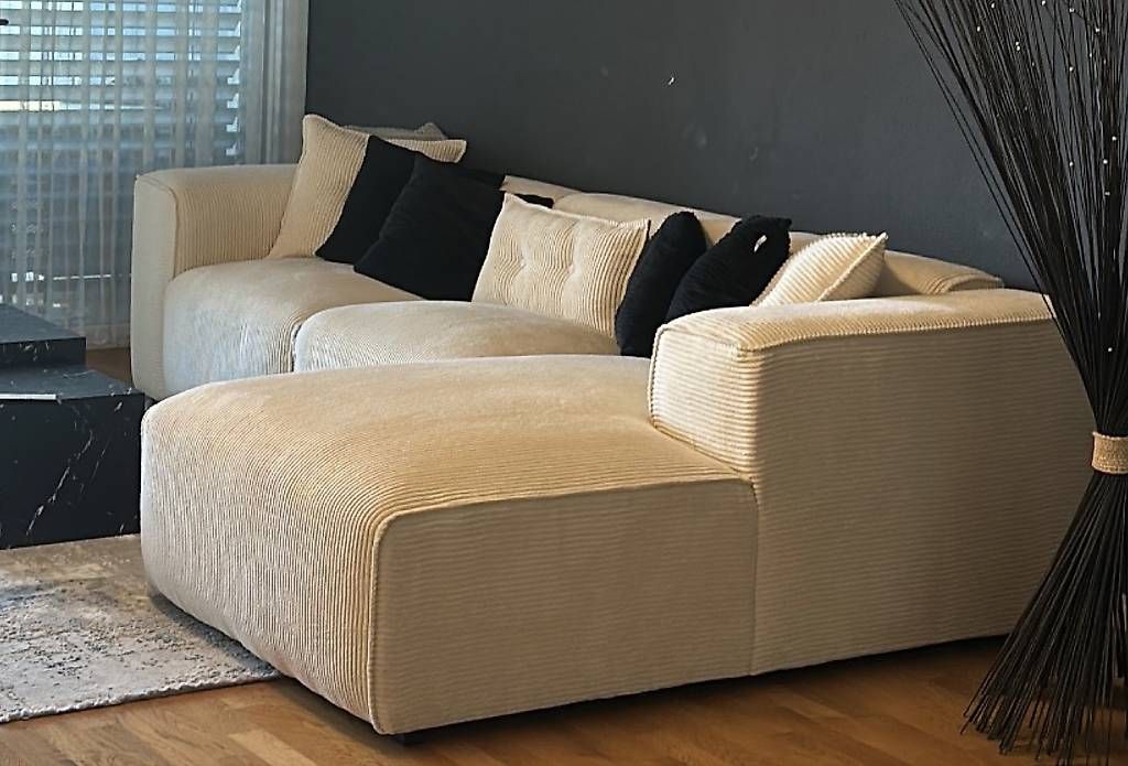 Sofas: Ecksofa, beige/creme zu verkaufen – D'occasion à Oberglatt ZH par El.is1