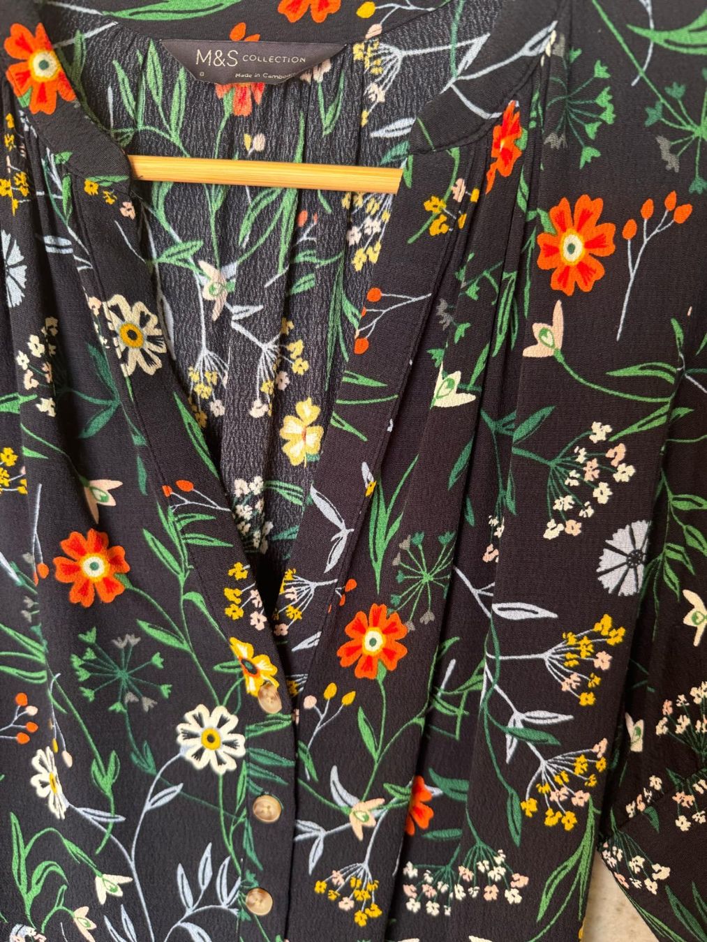 Vestiti: Viscose Floral Dress S/M – Usato da Claro venduto da sof_pkm8 5