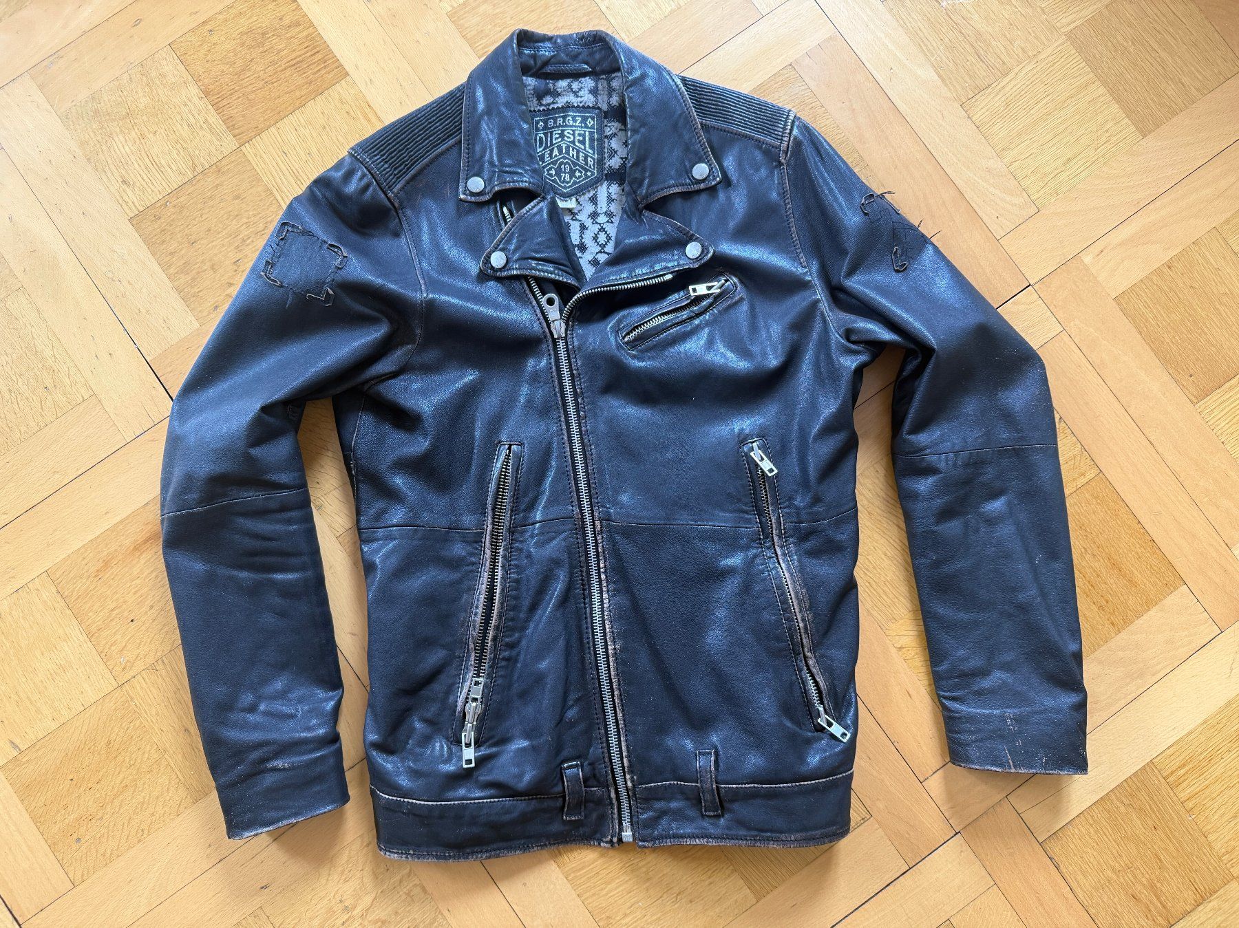 Diesel Giacche: Vintage Diesel Jacke LAPISMIUM Grösse S – Usato da Bern venduto da patso