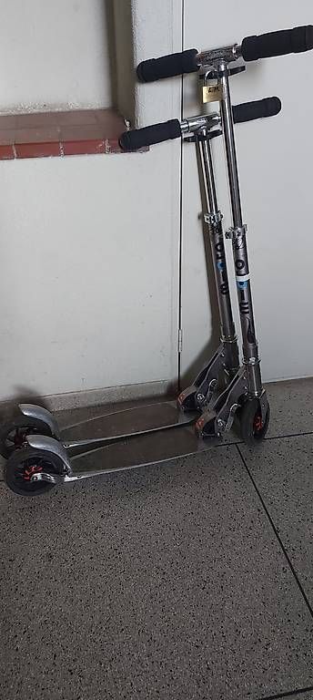 Kickboard: Trottinett micro – Usato da Uster venduto da she_jhp9