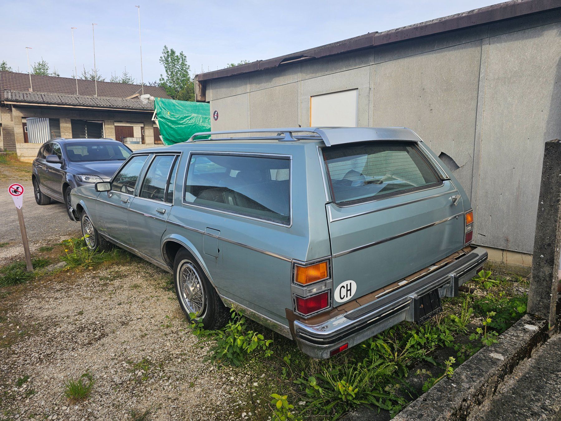 Oldsmobile Automobili: Oldsmobile Custom Cruiser, aus erster Hand. – Difettoso da Meisterschwanden venduto da Luluku 3