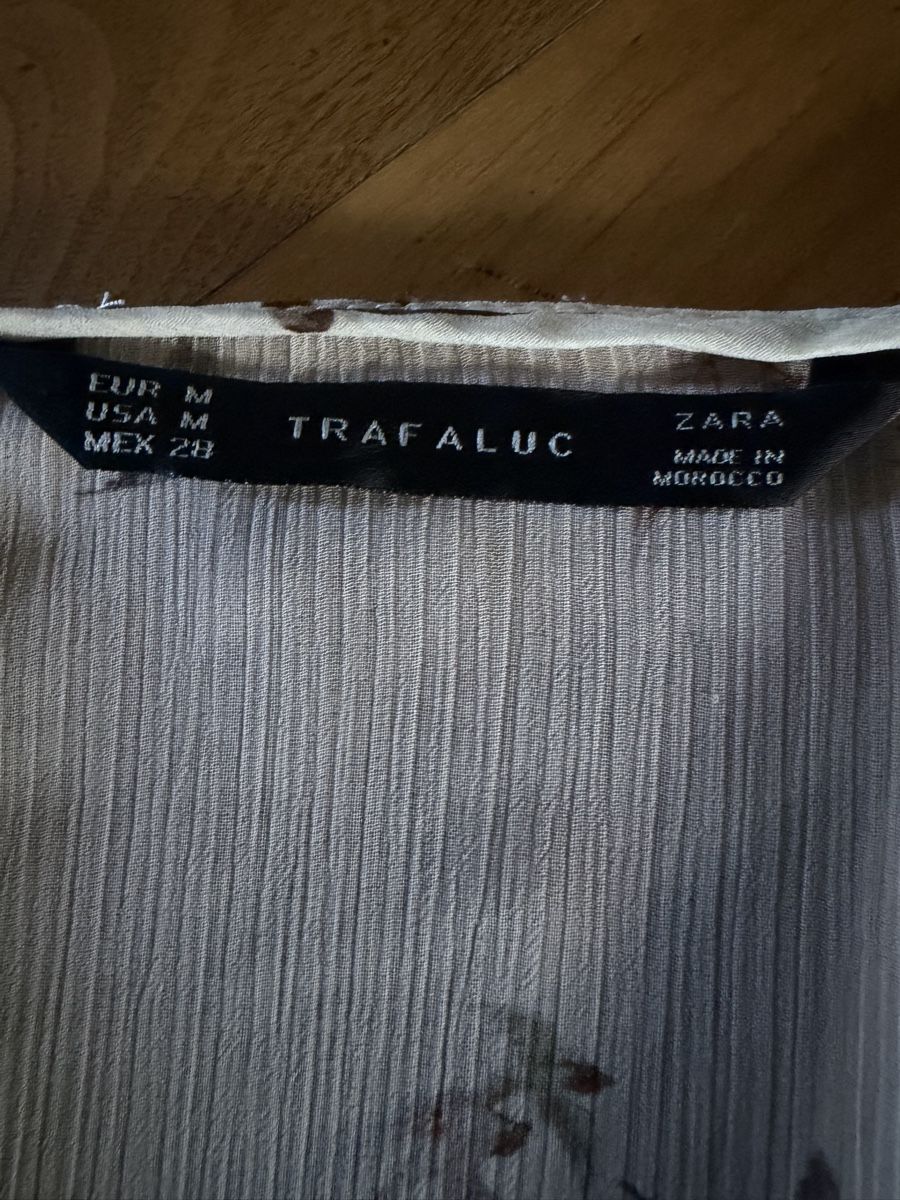 Zara Chemisiers: Bluse ZARA Blumenmuster Grösse M – Neuf (Voir description) à Matten b. Interl par Kings-Fashion 3