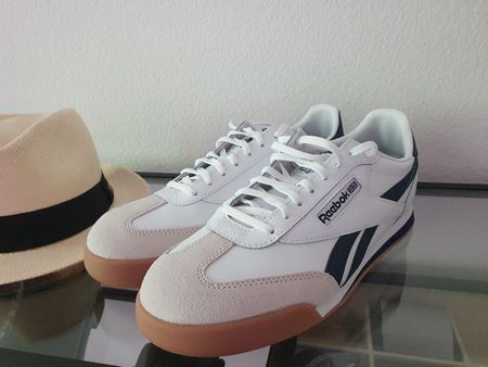 Neue Reebok Sneaker Campio XT Gr. 43/9