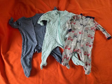 3 Baby Schlafanzüge 68/74