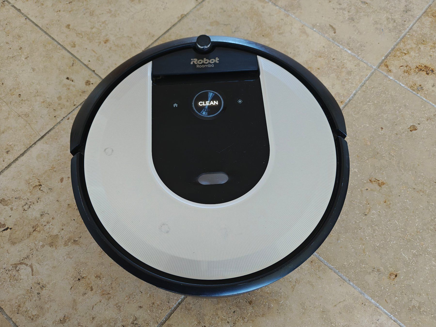 Irobot Aspirateurs & Accessoires: iRobot Roomba i7+ – D'occasion à Zürich par ric_8mg7 1