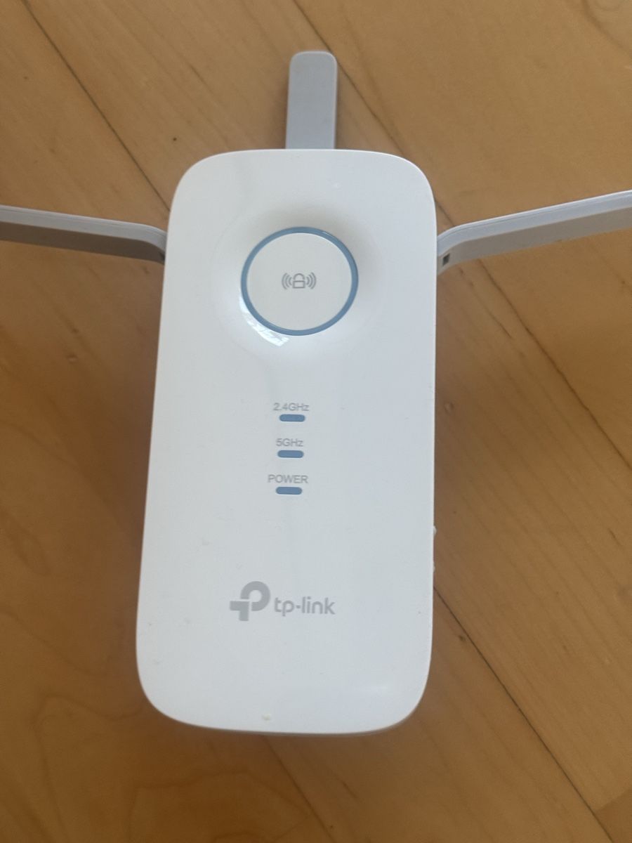 TP-Link Wlan: Tp-link Wifi range extender  – Gebraucht aus Wädenswil von alximik0