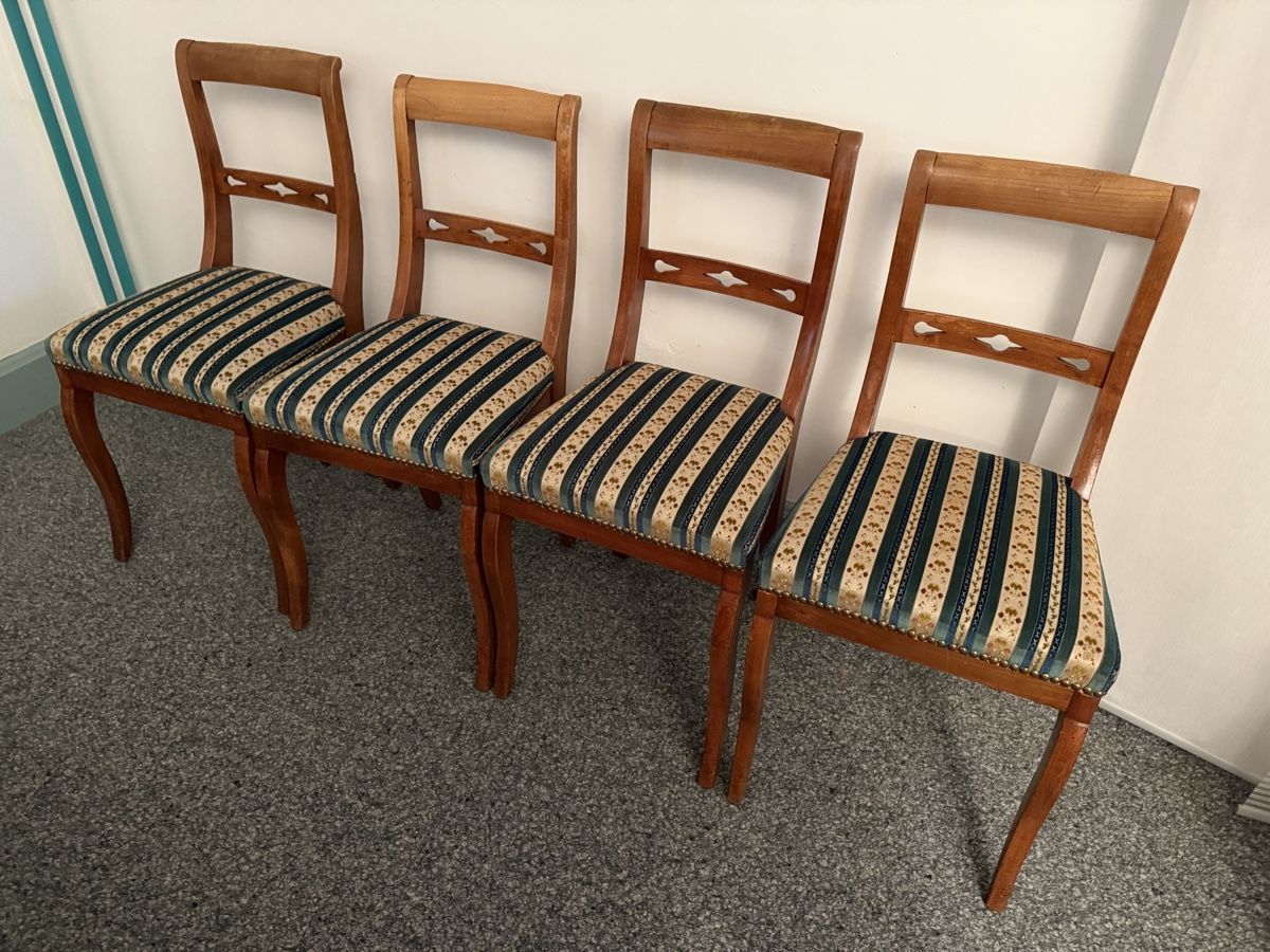 Stühle: 4 Stuehle, Antik Stil, Holz, Biedermeier – Gebraucht aus Unterseen von Excalibur2 1