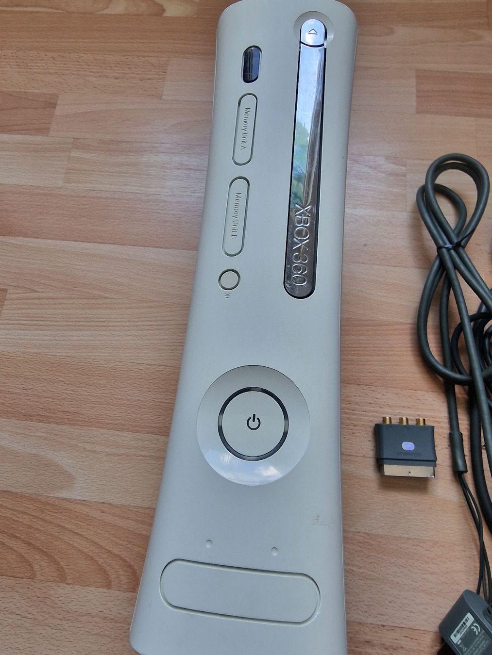 Microsoft Consoles: Spielkonsole Microsoft Xbox 360 mit Controller gebraucht – D'occasion à Fahrwangen par luk_bhw7 2