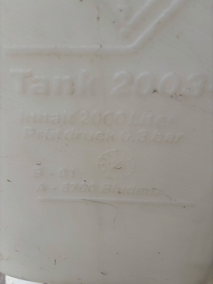 Abreuvoirs & Auges: Tank 2000L – D'occasion à Gonten par Quergewinde 1