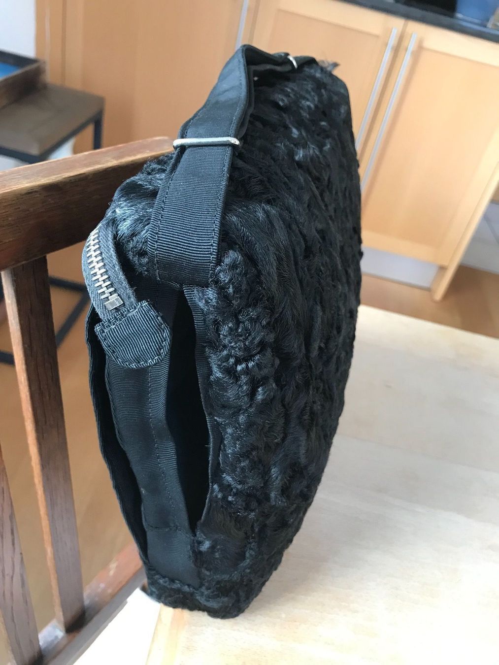 Borse da donna: Antike Muff-Tasche, Persianerfell – Usato da Hittnau venduto da Noppi 5