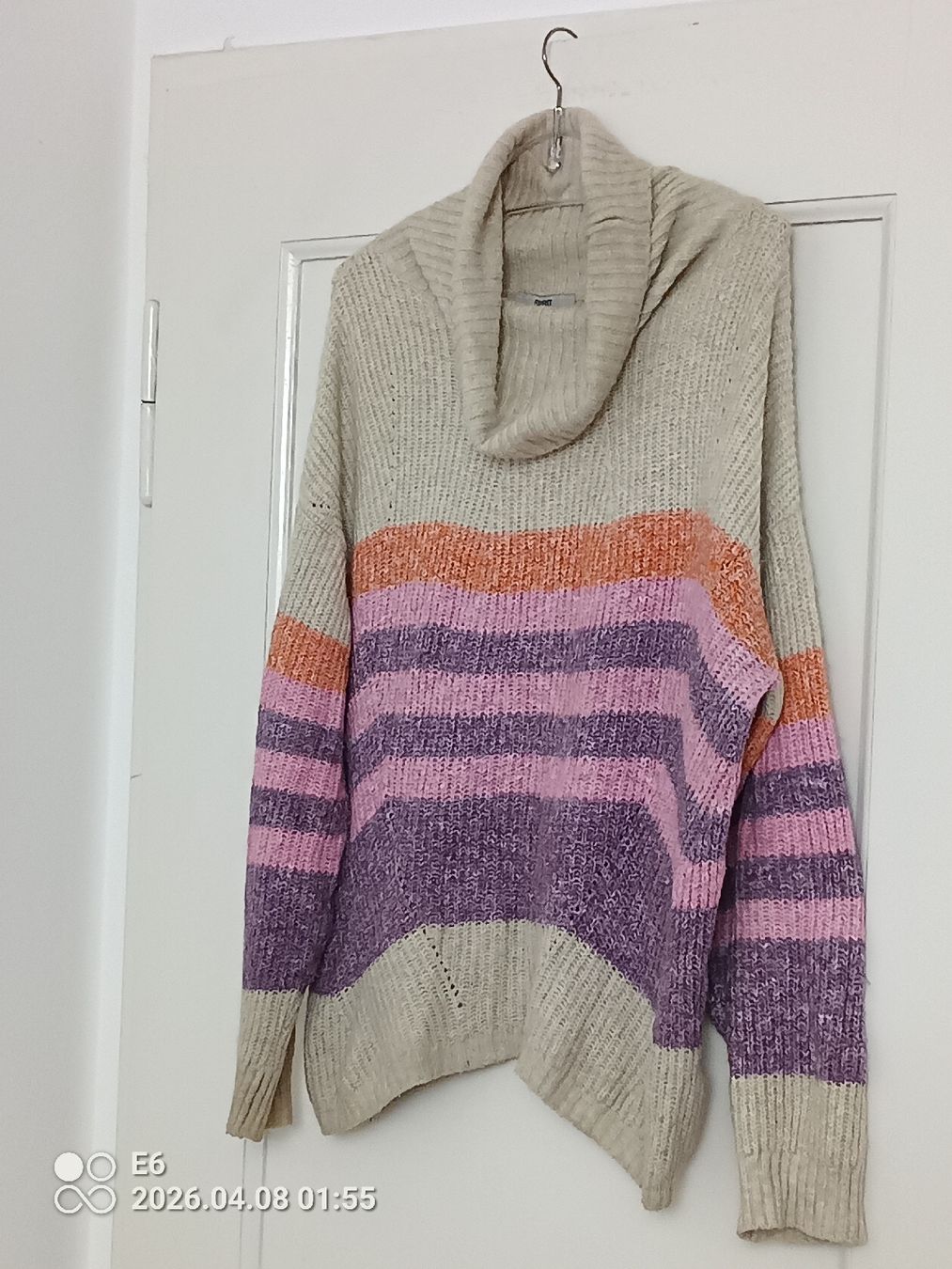 Esprit Maglioni & Felpe: Pullover Marke: Esprit – Usato da Zürich venduto da Mitzi6