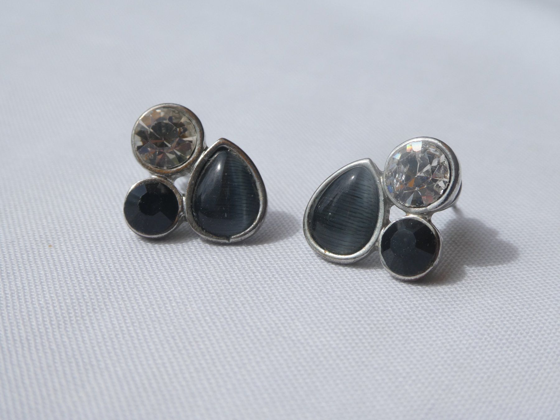 Ohrringe & -stecker: Ohrstecker, Modeschmuck – Gebraucht aus Gattikon von kaandooh