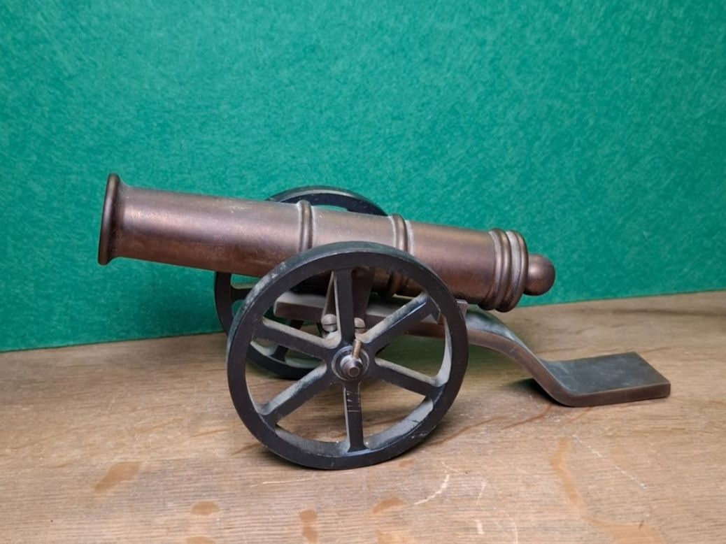 Kit di modellismo & Modellini statici: Kanone Vintage, Dekoration 18cm lang – Usato da Schlieren venduto da Svenja7 5