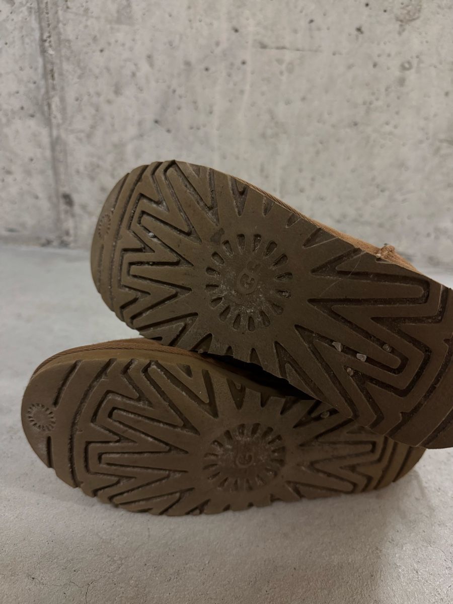 Ugg Damenschuhe: UGG Stiefel Braun 36 – Gebraucht aus Winterthur von ste_5vfj 3