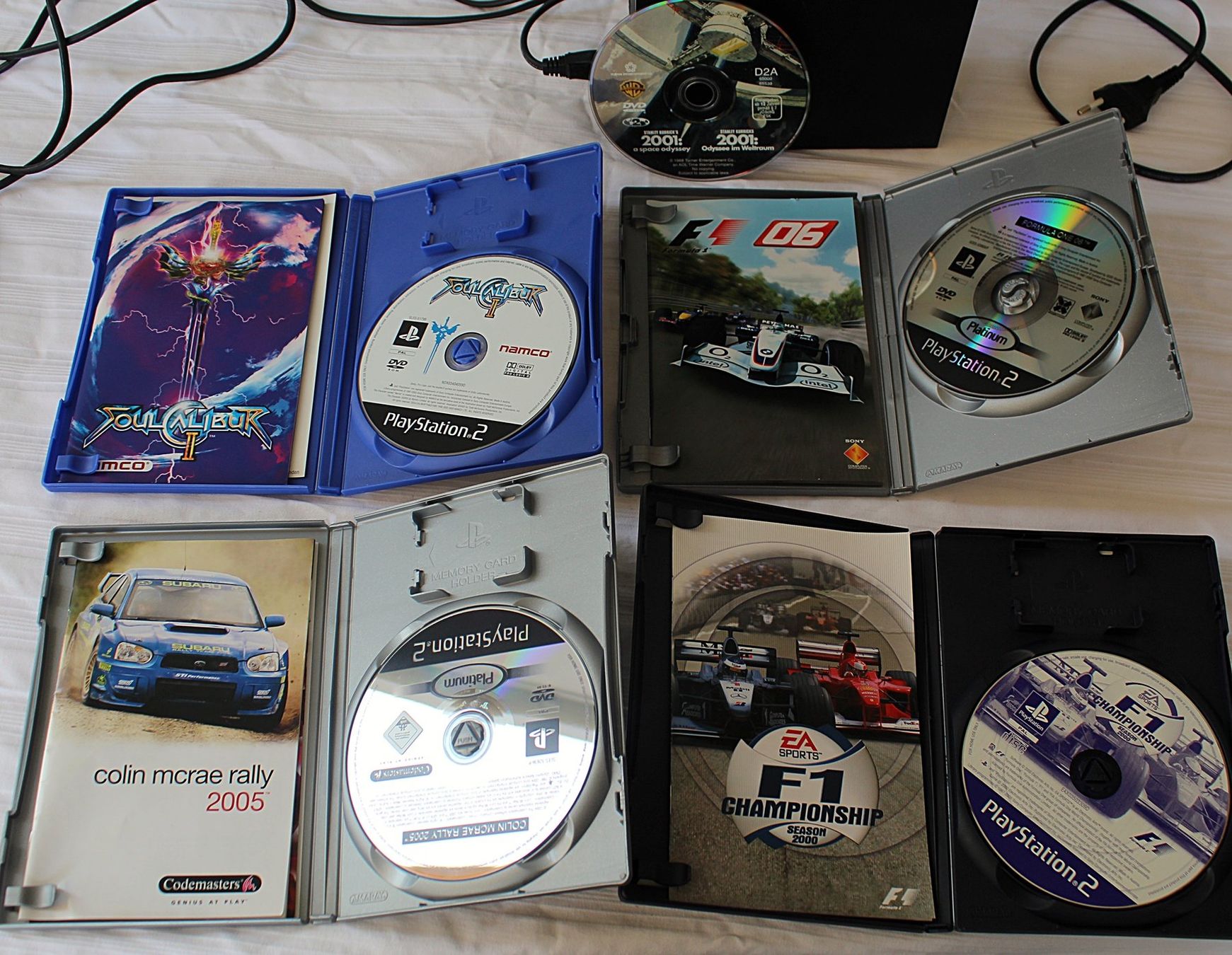 Sony Console: Sony Playstation 2 Konsole mit 4 Spielen und 2 Controller – Usato da Zürich venduto da Auctionata 3