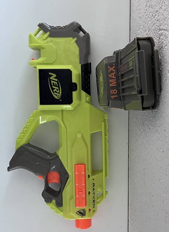 Giocattoli: Pistolet NERF RAYVEN – Usato da St-Cierges venduto da bin_27k6 3